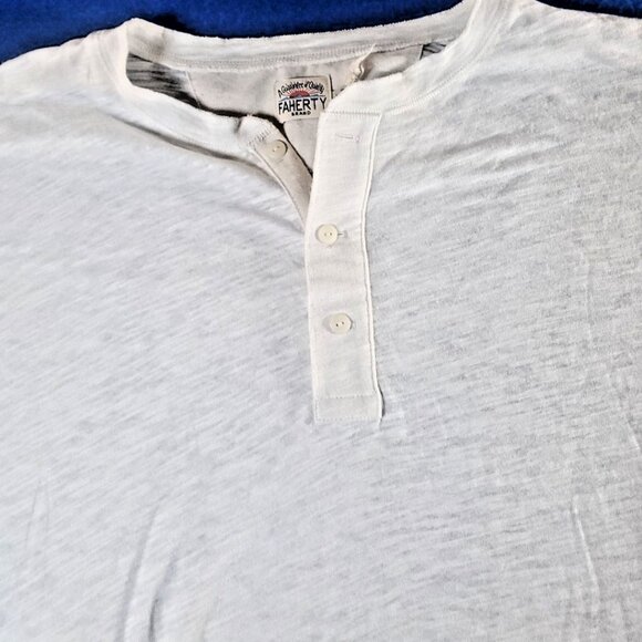 Faherty Short-sleeve Henley Shirt Men's Size Large - Picture 2 of 15